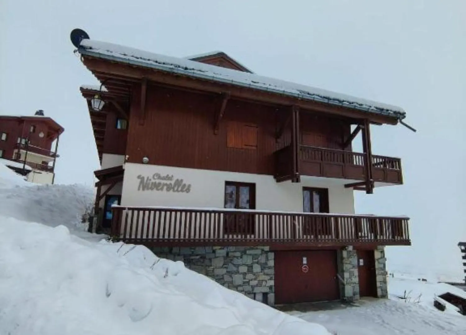 Niverollos Chalet By Alpstays Val Thorens Francja